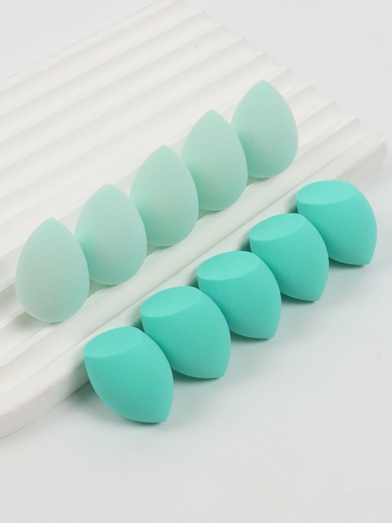 10 Mini Makeup Sponges (Egg Egg) Foundation Blend Beauty Sponge, Liquid, Cream & Powder Flawless, Multicolor Makeup Sponge, Lat